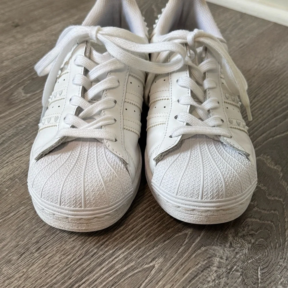 Adidas Studded Spikes White Superstars Sneakers 6 - Picture 6 of 12